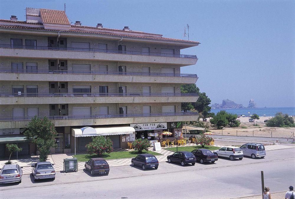 Apartamentos Salles Beach L'Estartit Dış mekan fotoğraf