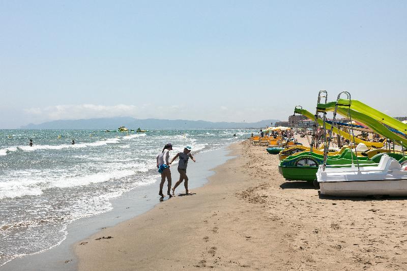 Apartamentos Salles Beach L'Estartit Dış mekan fotoğraf