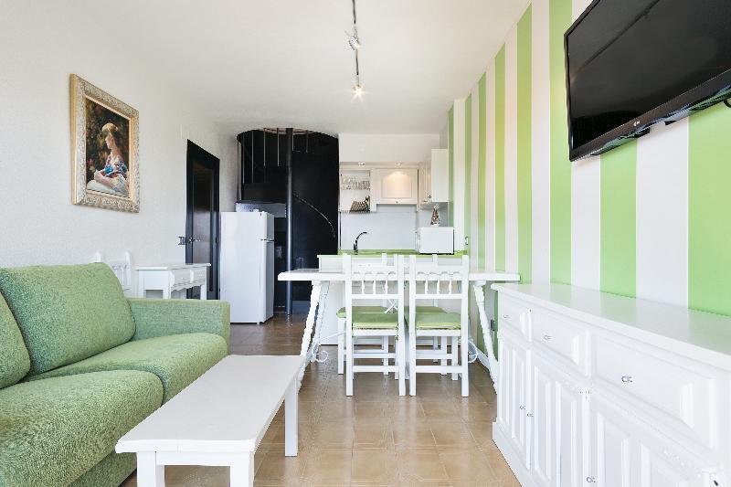 Apartamentos Salles Beach L'Estartit Dış mekan fotoğraf