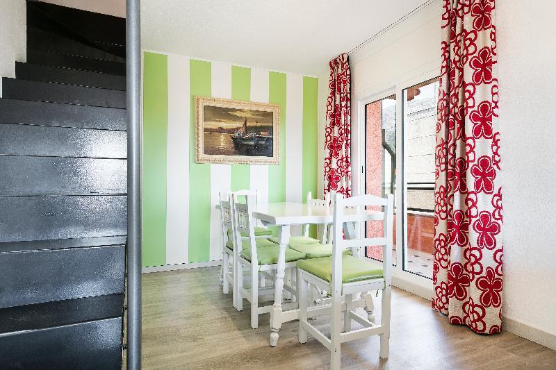 Apartamentos Salles Beach L'Estartit Dış mekan fotoğraf